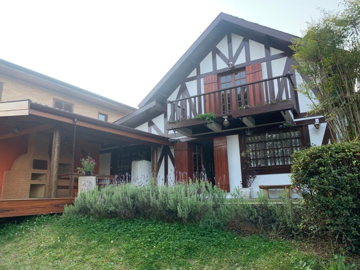 Linda Casa! Aconchegante E Com Otima Localizacao Villa Campos do Jordão Exterior photo